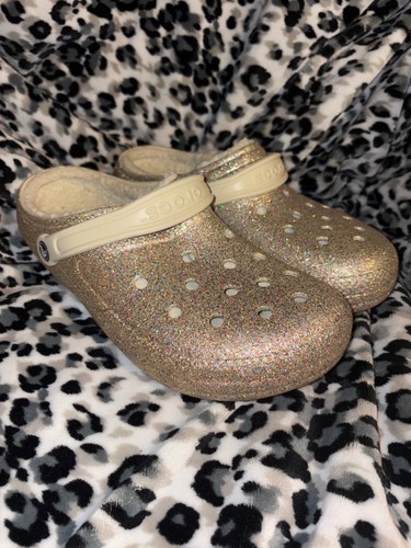Chapaign gold crocs with - gold,